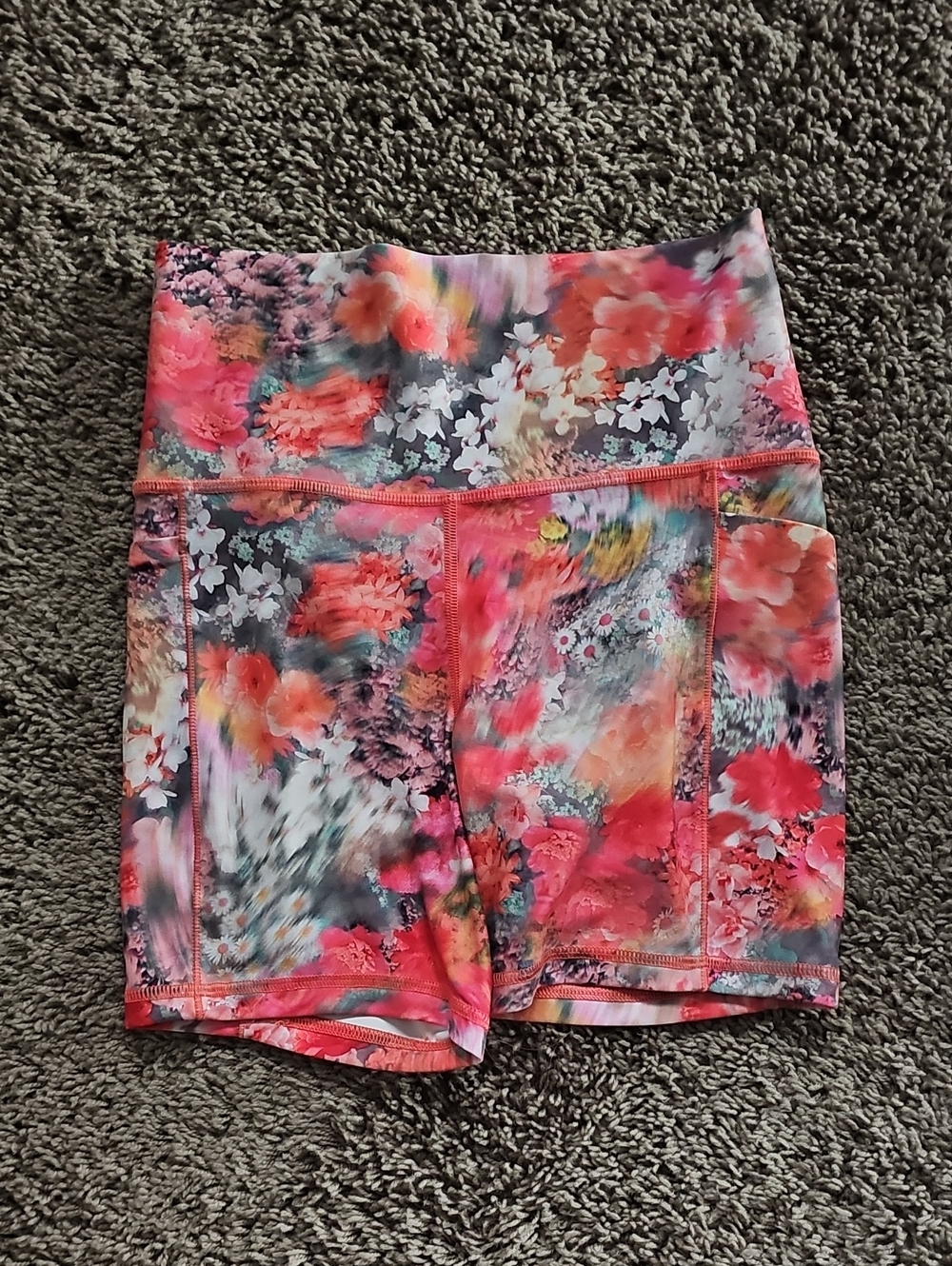 Athleta Stash Shorts 4" Inseam With Pockets